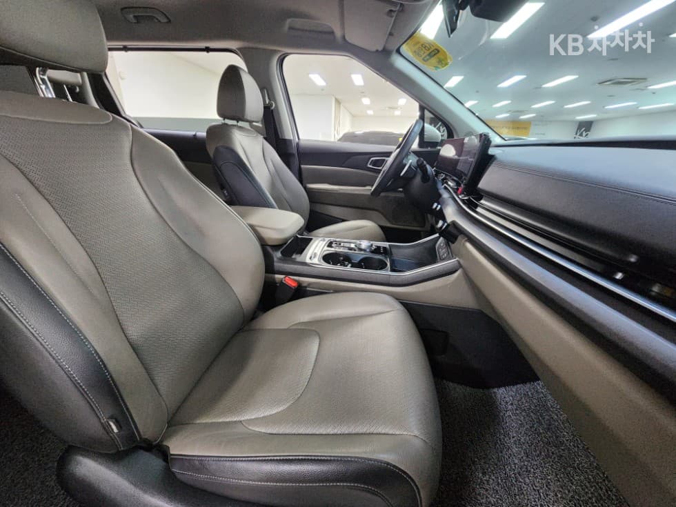 Kia The New (facelift) Carnival Hybrid 4th generation1.6 HEV 9-seater Noblesse - 24