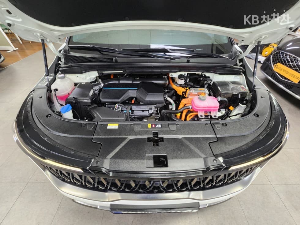 Kia The New (facelift) Carnival Hybrid 4th generation1.6 HEV 9-seater Noblesse - 31