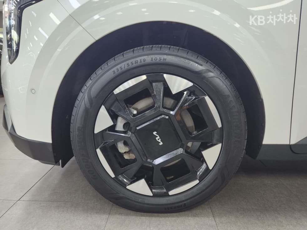 Kia The New (facelift) Carnival Hybrid 4th generation1.6 HEV 9-seater Noblesse - 32