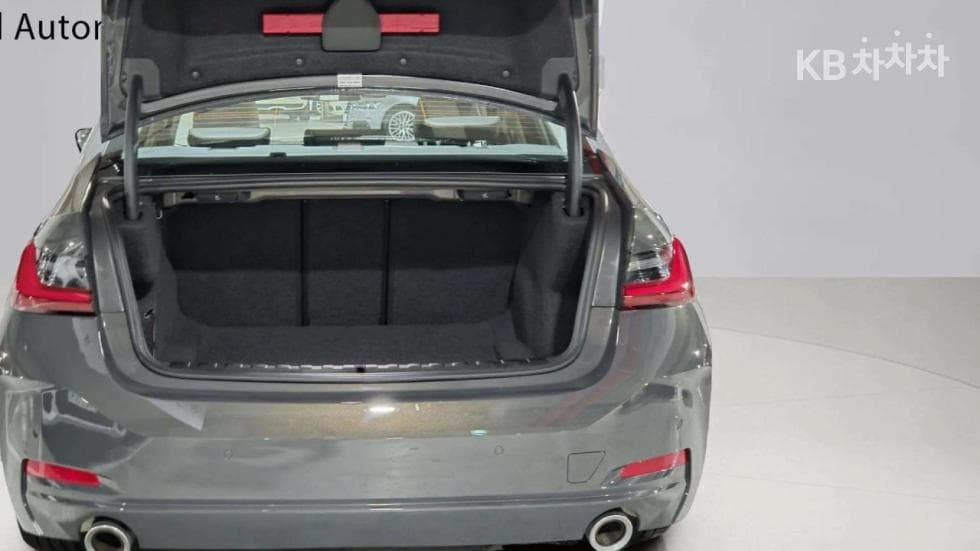 BMW 3 Series (G20)320i Online Exclusive - 19