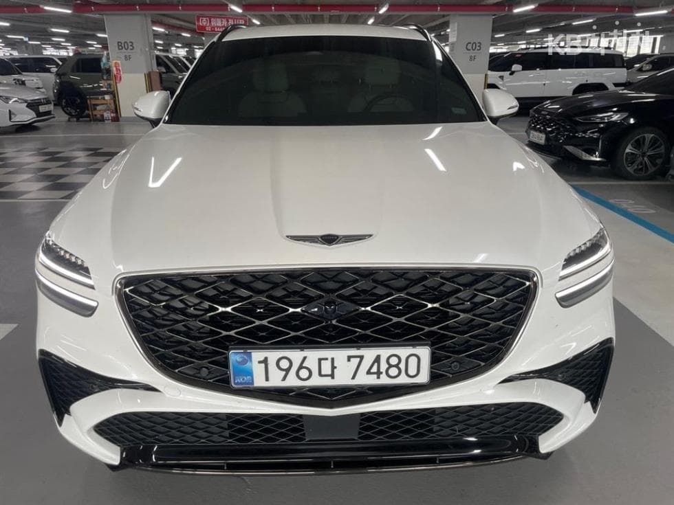 Genesis GV70 Gasoline 2.5T 2WD - Image 1