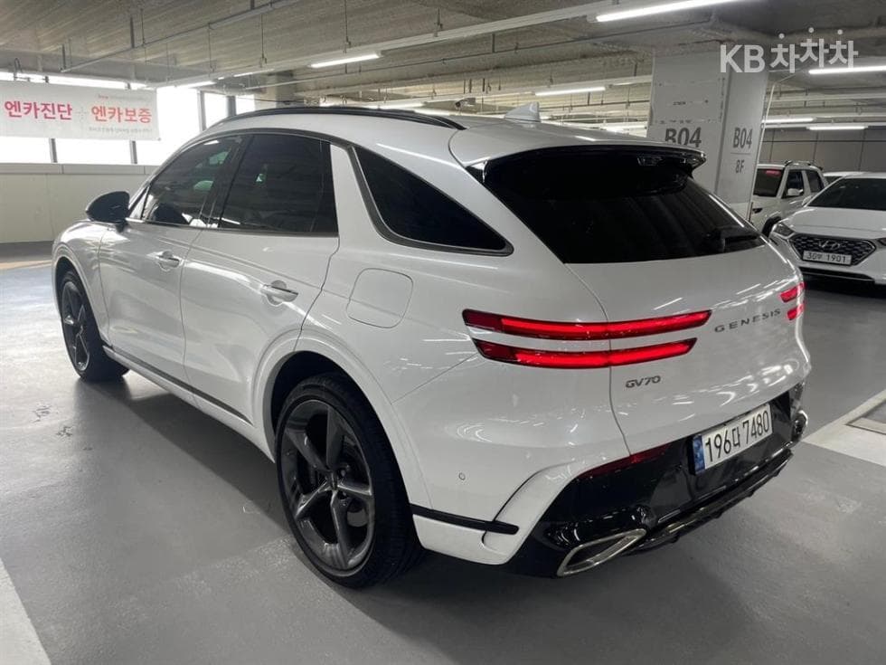 Genesis GV70Gasoline 2.5T 2WD - 3