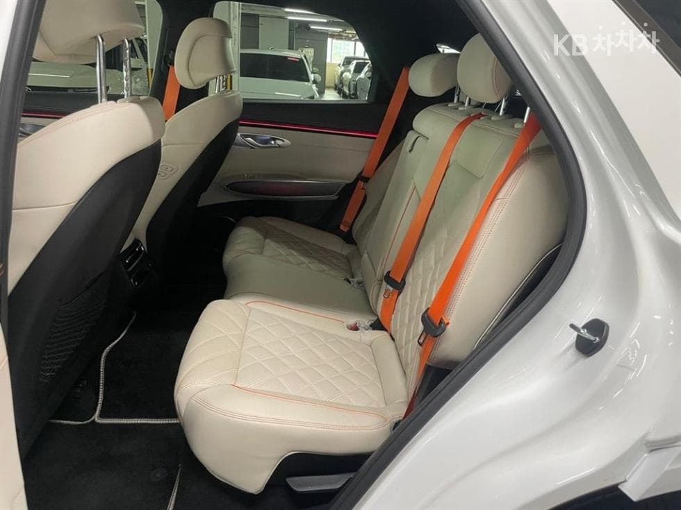Genesis GV70Gasoline 2.5T 2WD - 17