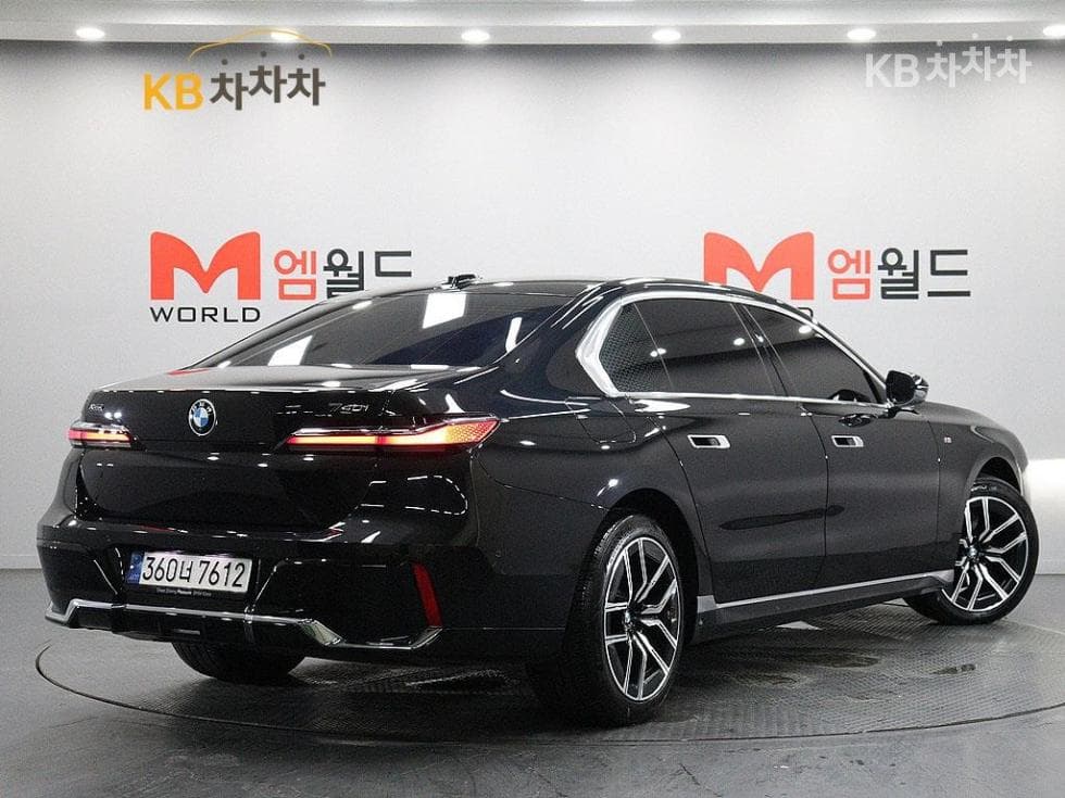 BMW 7시리즈(G70)740i xDrive M Sport Limited - 3
