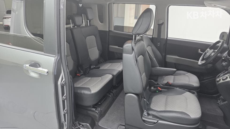 Kia The New (facelift) Ray (van)1.0 Gasoline Prestige - 11