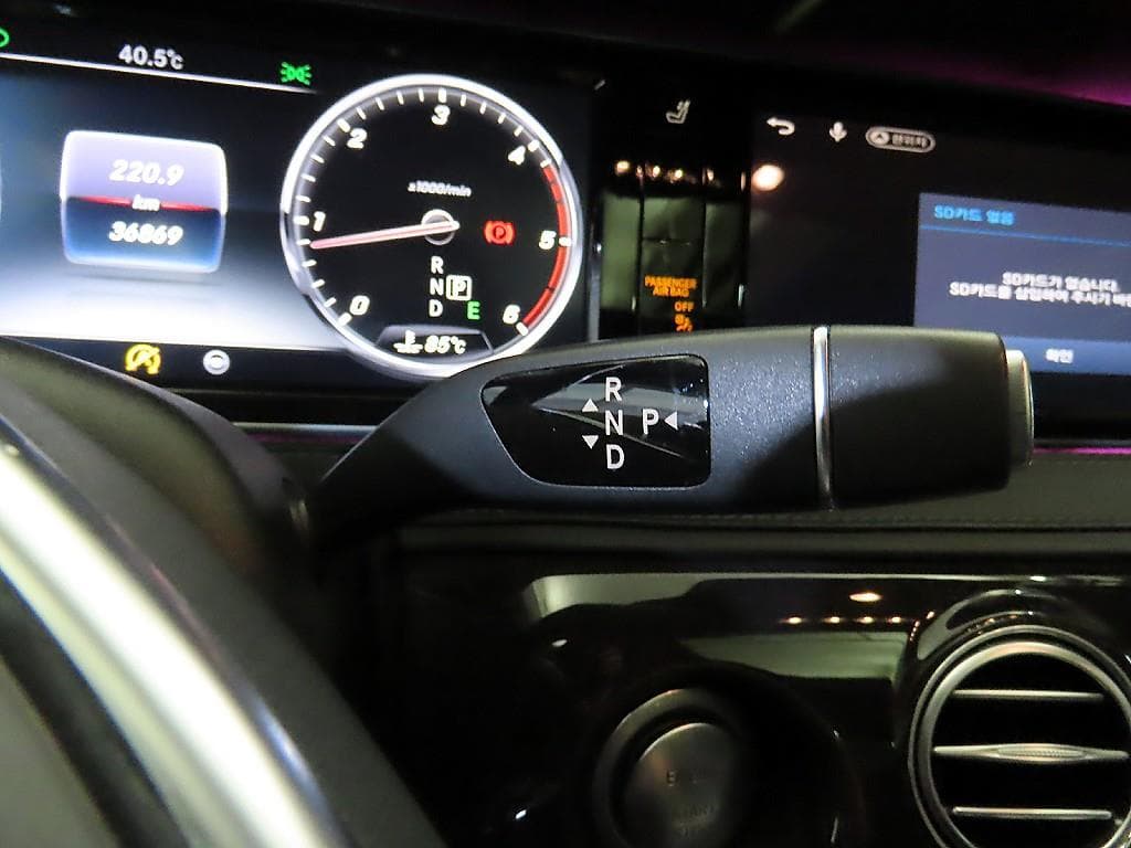 Mercedes-Benz Нов S-КласS350 d 4MATIC W222 - 12