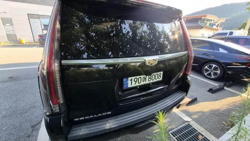 캐딜락 ESCALADE(4-то поколение)6.2 V8 - 4