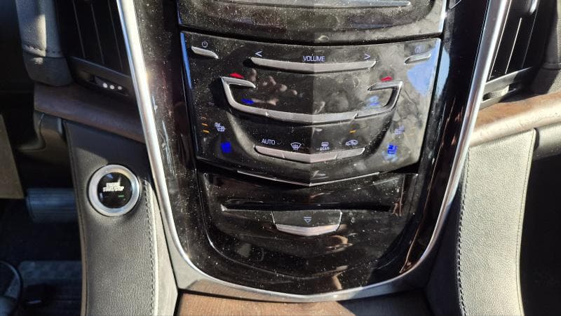캐딜락 ESCALADE(4-то поколение)6.2 V8 - 11