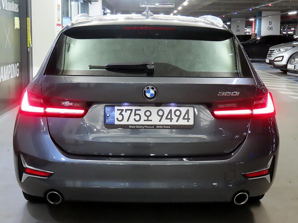 BMW 3 Series (G20)320i Touring Luxury Line - 5