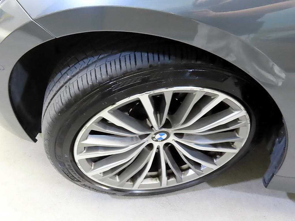 BMW 3 Series (G20)320i Touring Luxury Line - 20