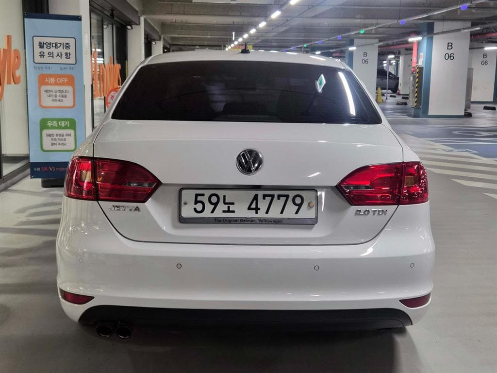 Volkswagen Нов Jetta2.0 Турбо Дизел Инжекция 6세대 - 5