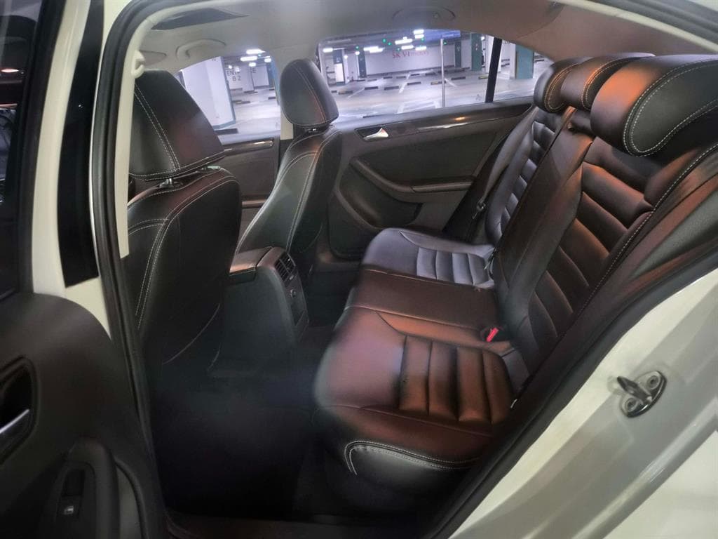 Volkswagen Нов Jetta2.0 Турбо Дизел Инжекция 6세대 - 7