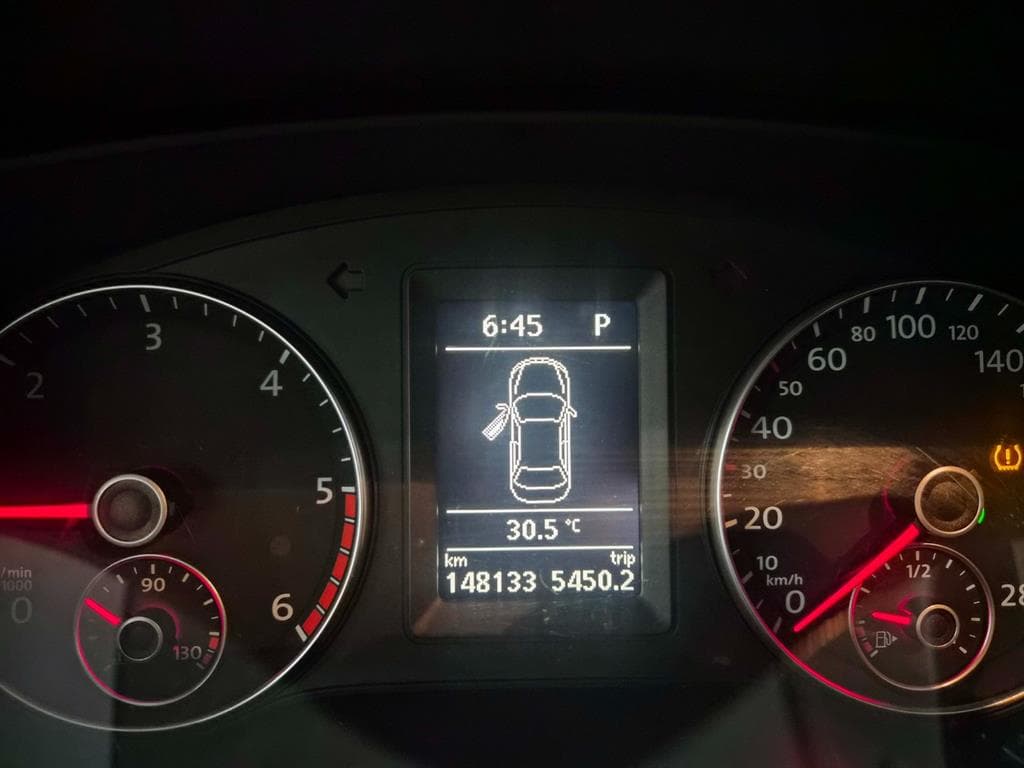 Volkswagen Нов Jetta2.0 Турбо Дизел Инжекция 6세대 - 9