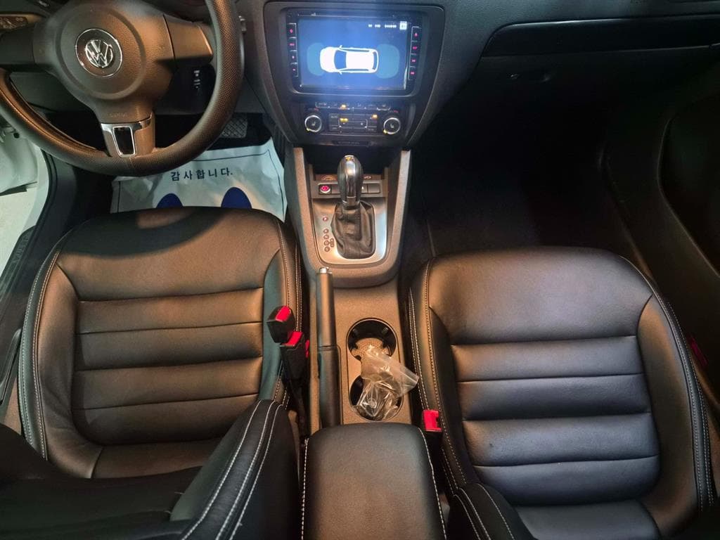 Volkswagen Нов Jetta2.0 Турбо Дизел Инжекция 6세대 - 10