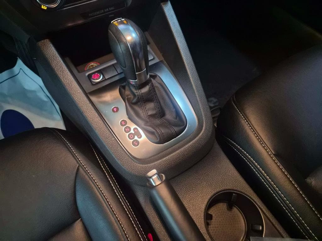 Volkswagen Нов Jetta2.0 Турбо Дизел Инжекция 6세대 - 11