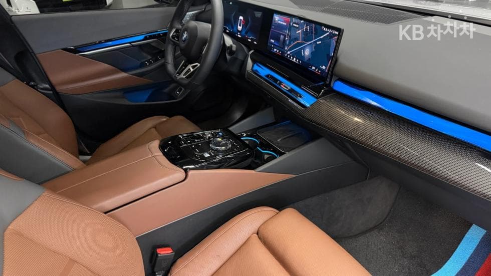 BMW i5M60 xDrive Standard - 16
