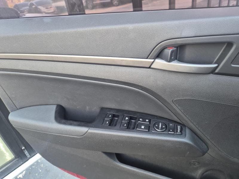 Хюндай Avante (Elantra)AD1.6 GDi Modern - 11