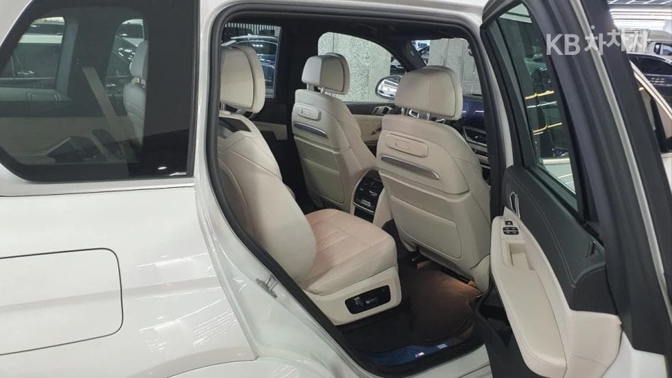 BMW X7(G07)xDrive 40i M Sport - 10