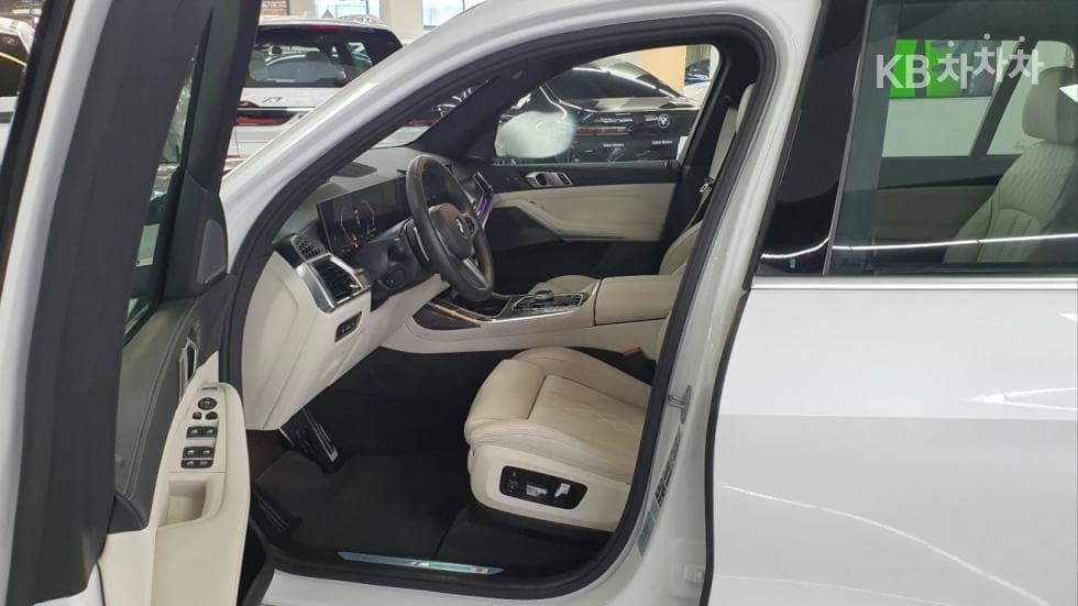 BMW X7(G07)xDrive 40i M Sport - 11