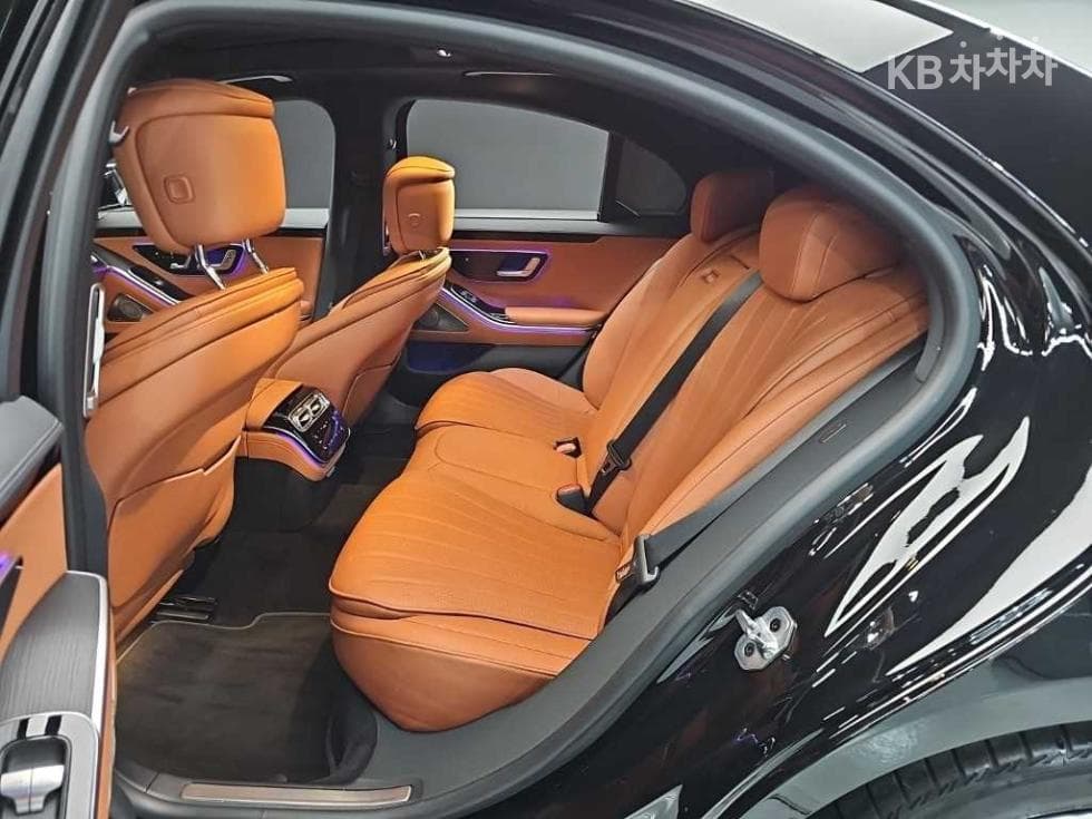 Mercedes-Benz S-Class W223S450d 4Matic Standard - 12