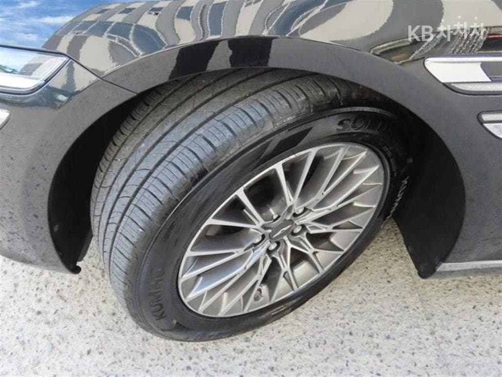 Дженезис G80(RG3)2.5 Турбо Бензин Директ Инжекция AWD - 18