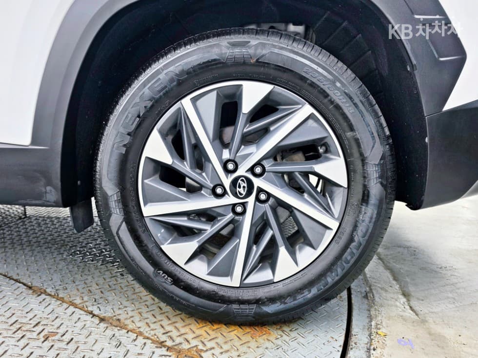 Hyundai The All New Tucson(NX (Lexus SUV)4)Gasoline 1.6T 2WD Premium - 20