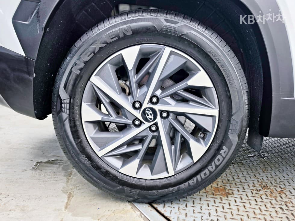 Hyundai The All New Tucson(NX (Lexus SUV)4)Gasoline 1.6T 2WD Premium - 21