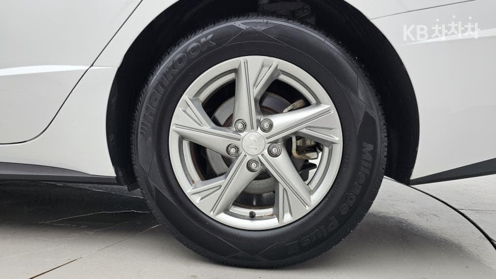 Hyundai Sonata (DN8)2.0 Premium - 20