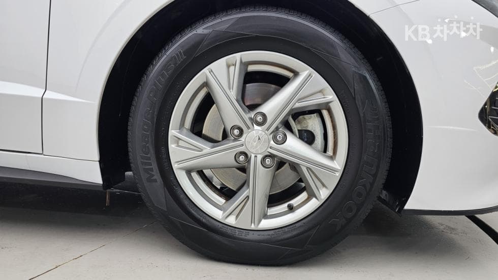 Hyundai Sonata (DN8)2.0 Premium - 22