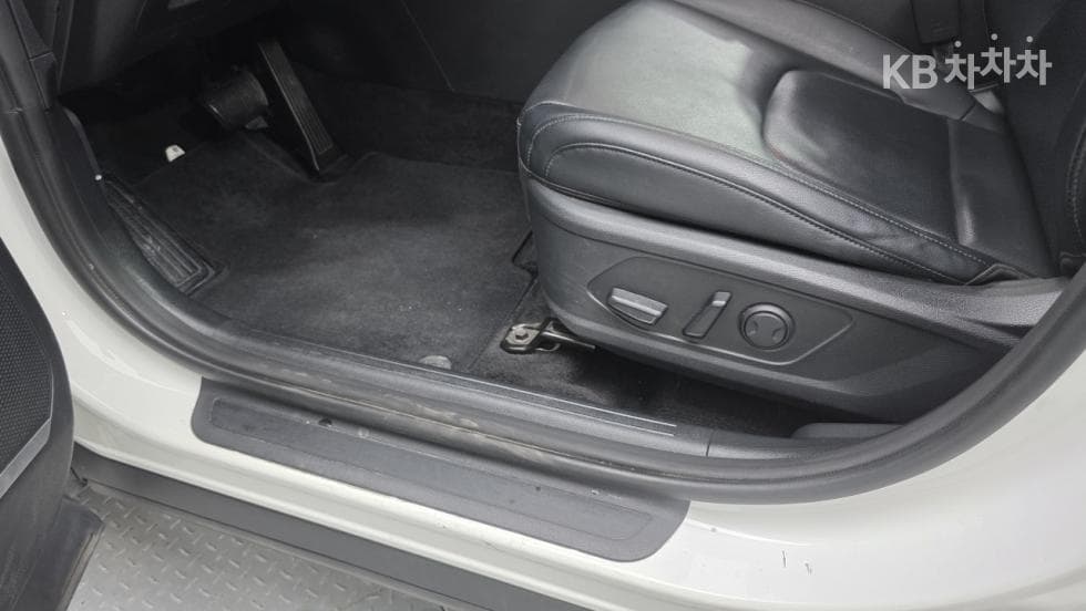 Kia The All New SportageD2.0 2WD Prestige - 24