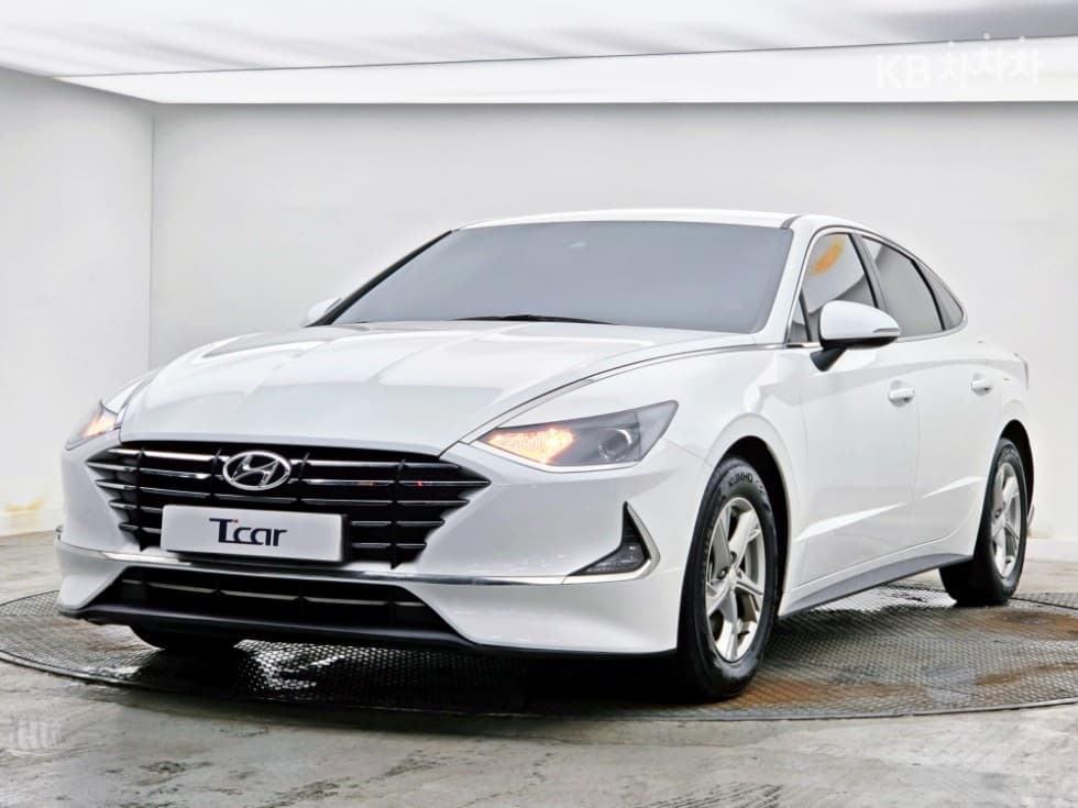 Hyundai Sonata (DN8) 2.0 LPG Rental car Smart - Image 1