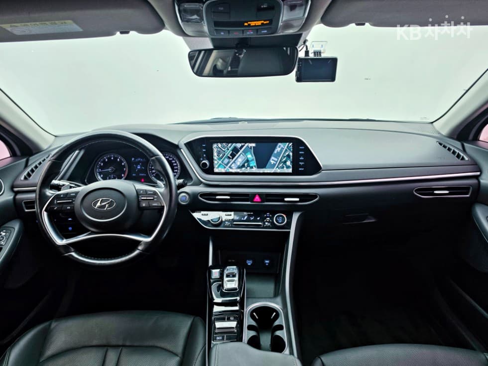 Hyundai Sonata (DN8)2.0 LPG Rental car Smart - 18