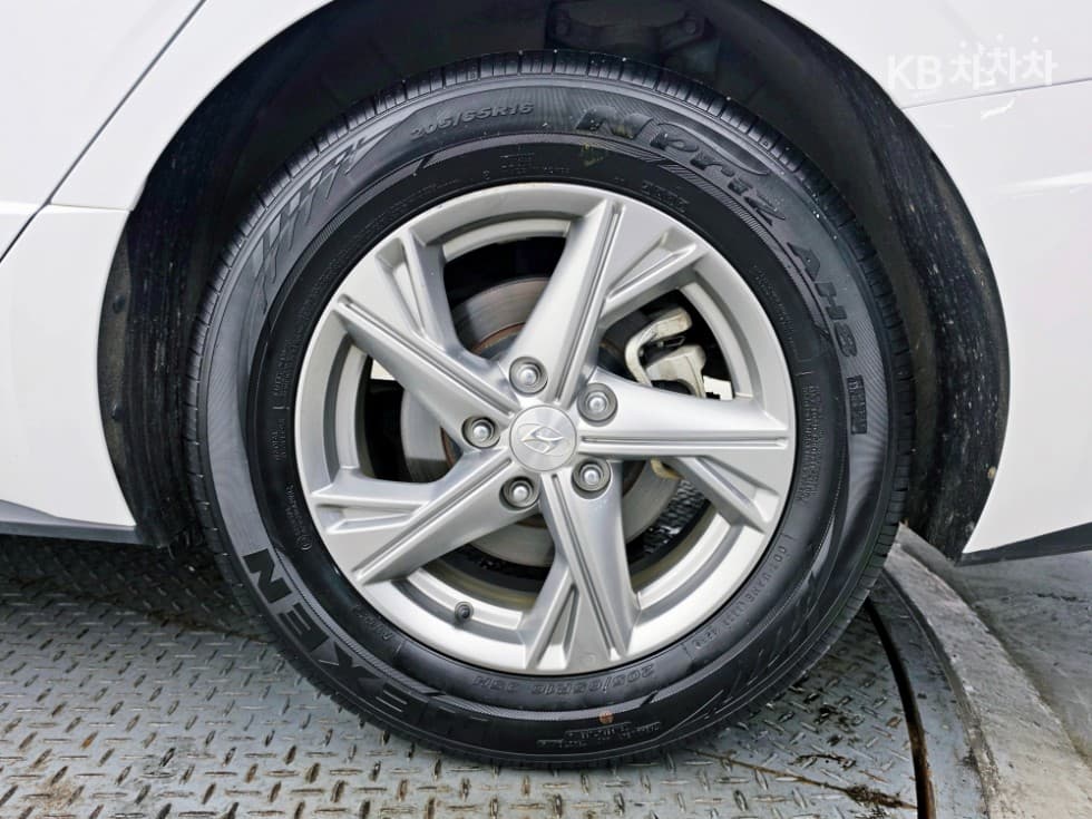 Hyundai Sonata (DN8)2.0 LPG Rental car Smart - 21