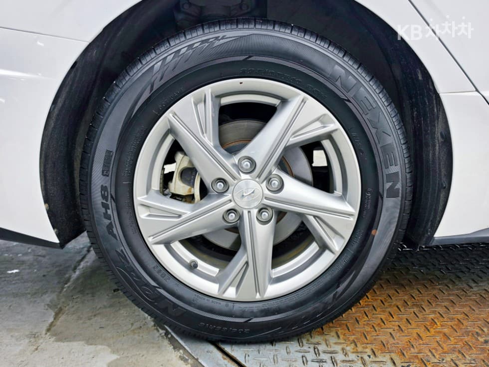 Hyundai Sonata (DN8)2.0 LPG Rental car Smart - 22