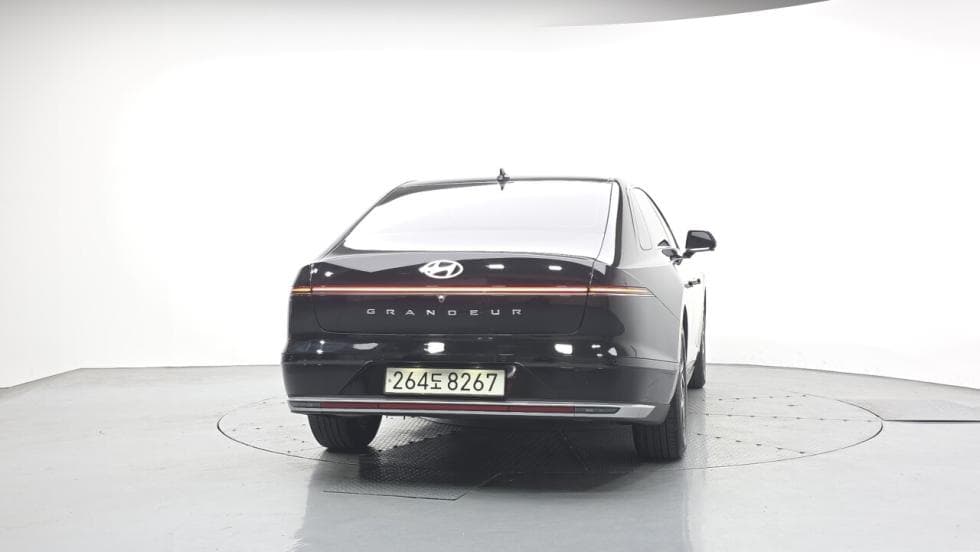 Hyundai The All New Grandeur (Azera) Hybrid1.6 Turbo Gasoline Exclusive - 4