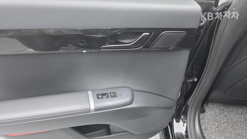 Hyundai The All New Grandeur (Azera) Hybrid1.6 Turbo Gasoline Exclusive - 17