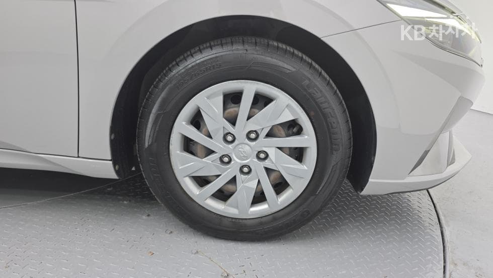 Hyundai All New Avante (Elantra)(CN7)1.6 Gasoline Smart - 9