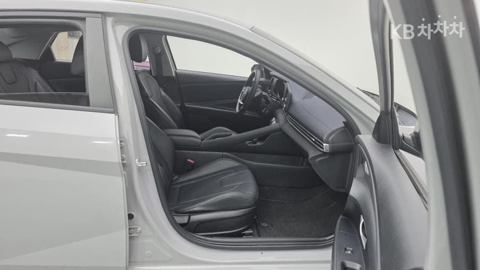 Hyundai All New Avante (Elantra)(CN7)1.6 Gasoline Smart - 10