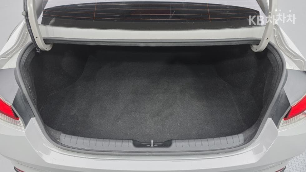 Hyundai All New Avante (Elantra)(CN7)1.6 Gasoline Smart - 15