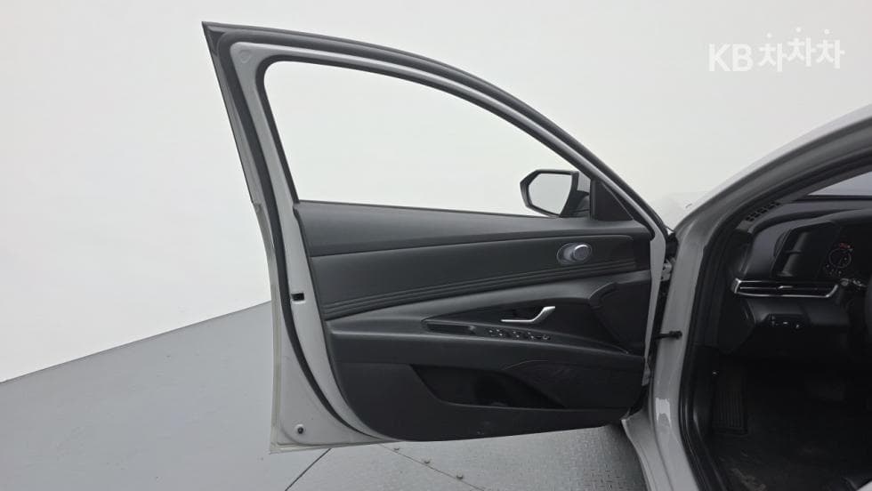 Hyundai All New Avante (Elantra)(CN7)1.6 Gasoline Smart - 19