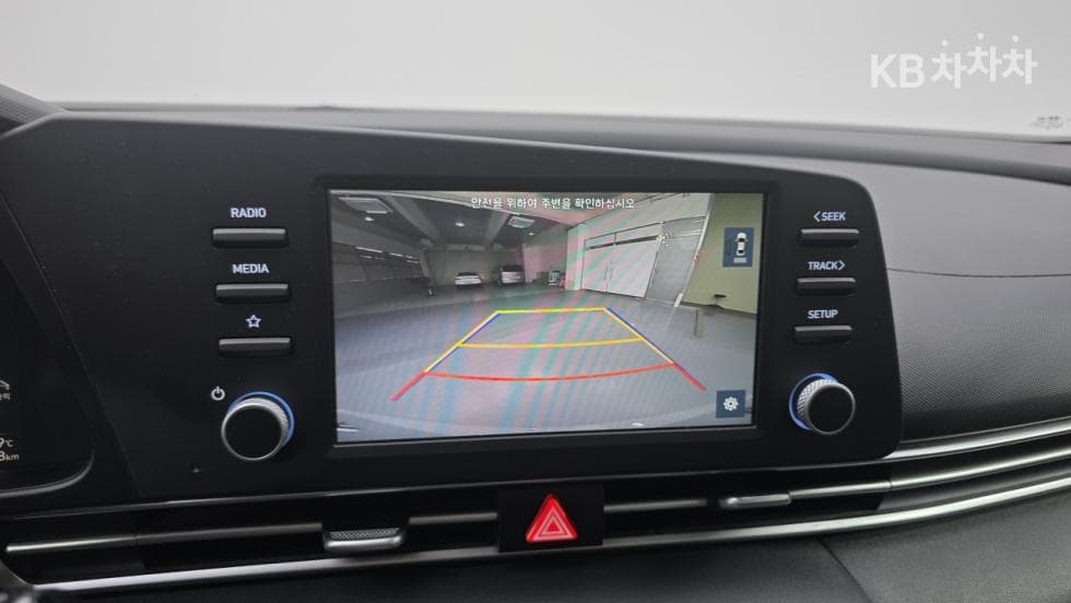 Hyundai All New Avante (Elantra)(CN7)1.6 Gasoline Smart - 25