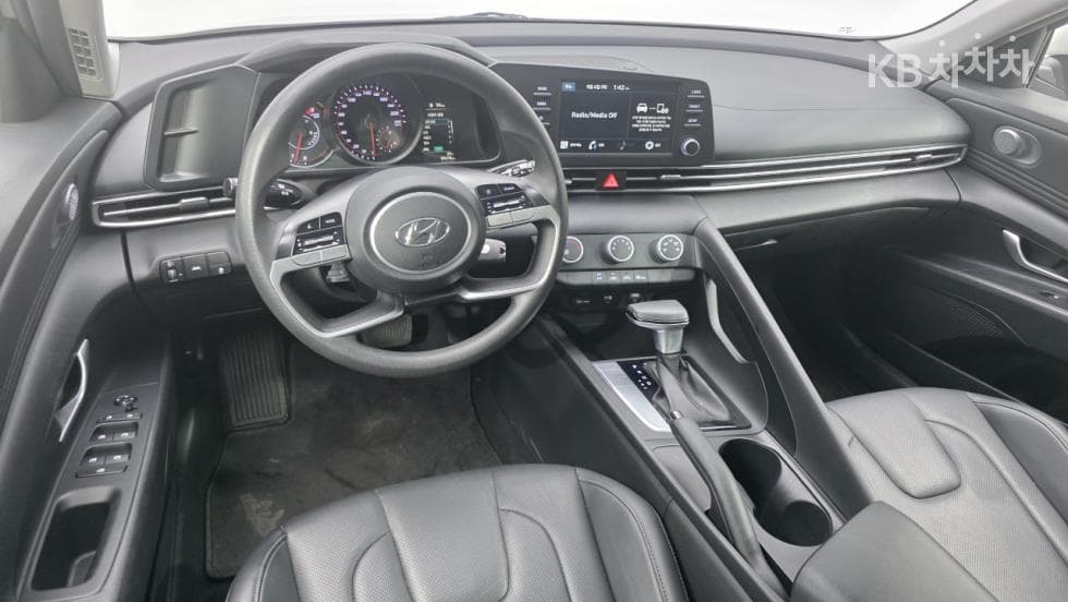 Hyundai All New Avante (Elantra)(CN7)1.6 Gasoline Smart - 30