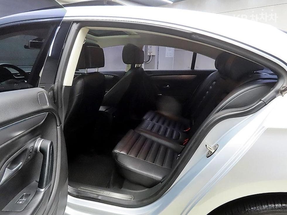 Volkswagen New CC2.0 Turbocharged Stratified Injection (VW) - 6