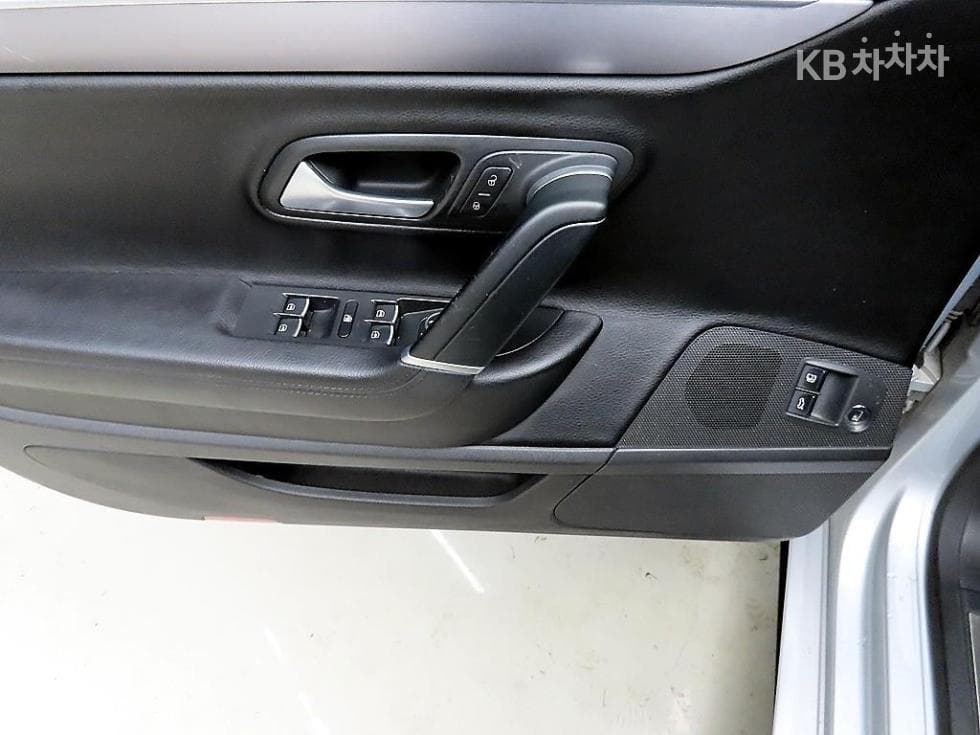 Volkswagen New CC2.0 Turbocharged Stratified Injection (VW) - 11