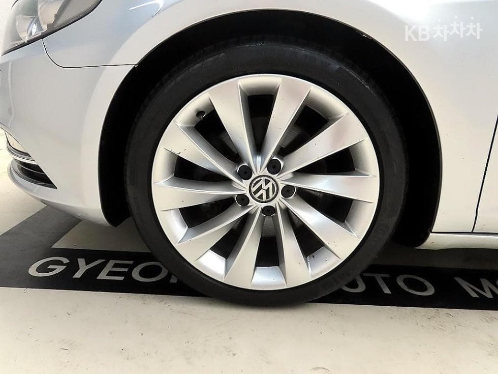 Volkswagen New CC2.0 Turbocharged Stratified Injection (VW) - 20