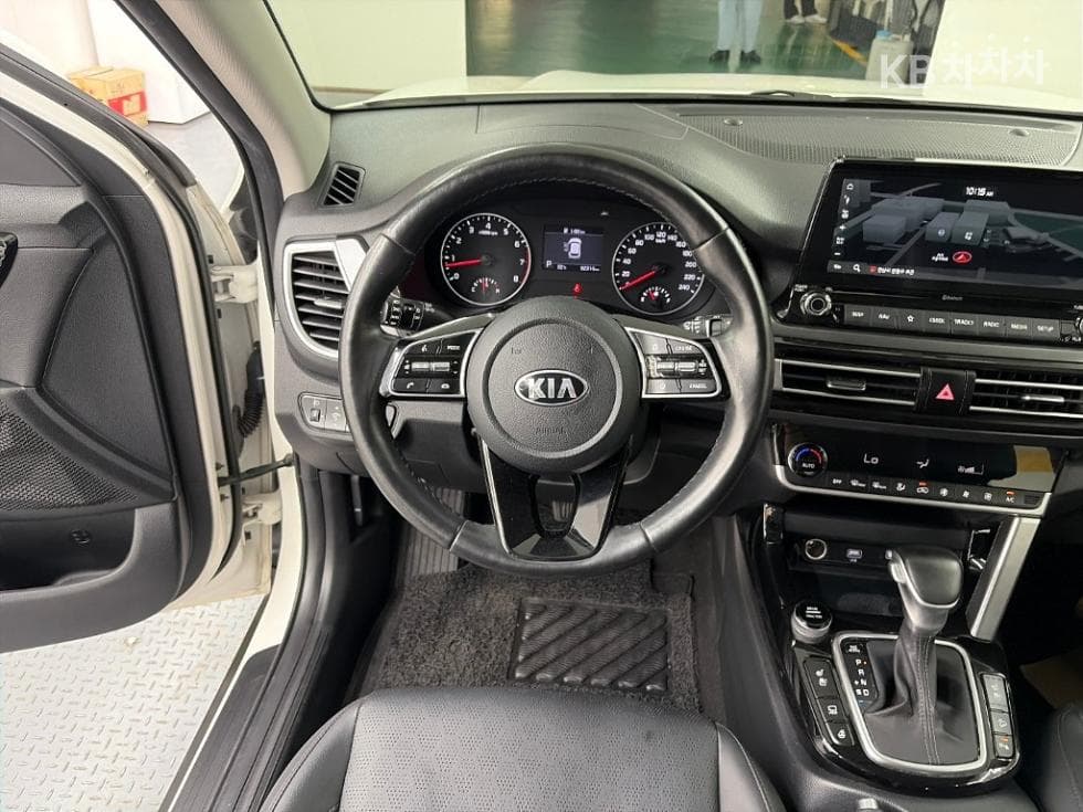 Kia Seltos1.6 Gasoline Turbo 2WD Signature - 9