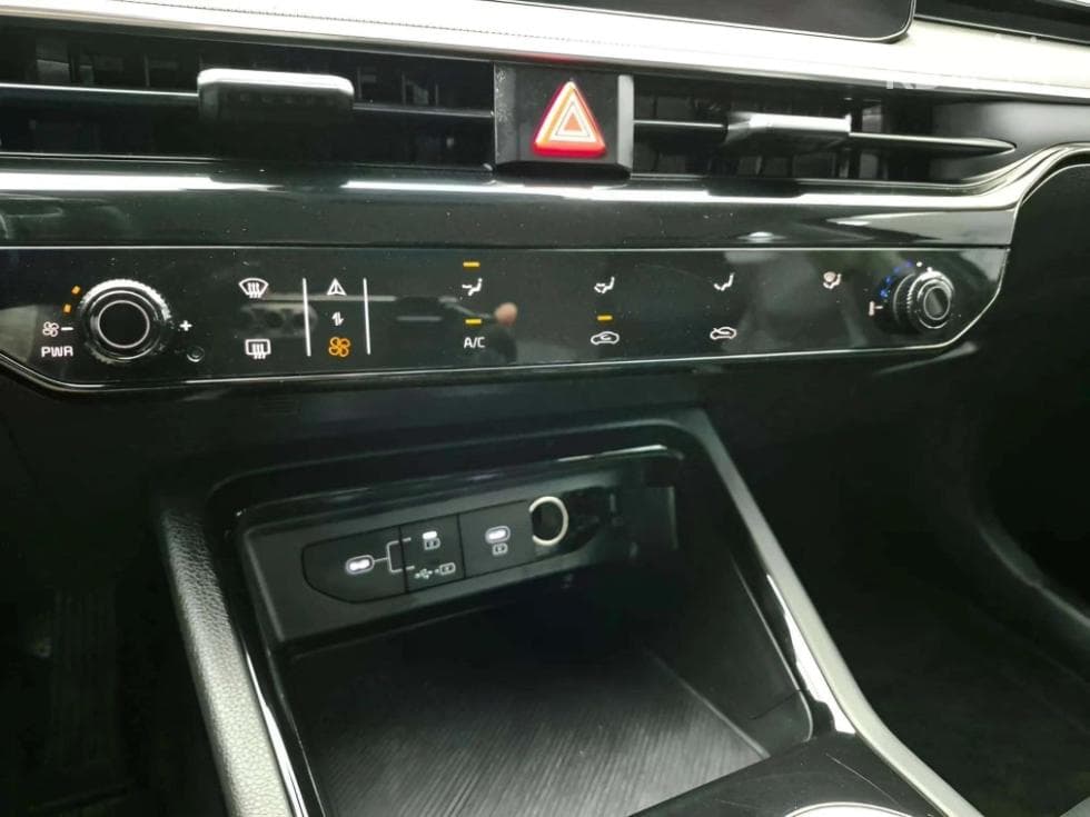 Kia The New (facelift) K5 3rd Gen2.0 Gasoline Prestige - 12