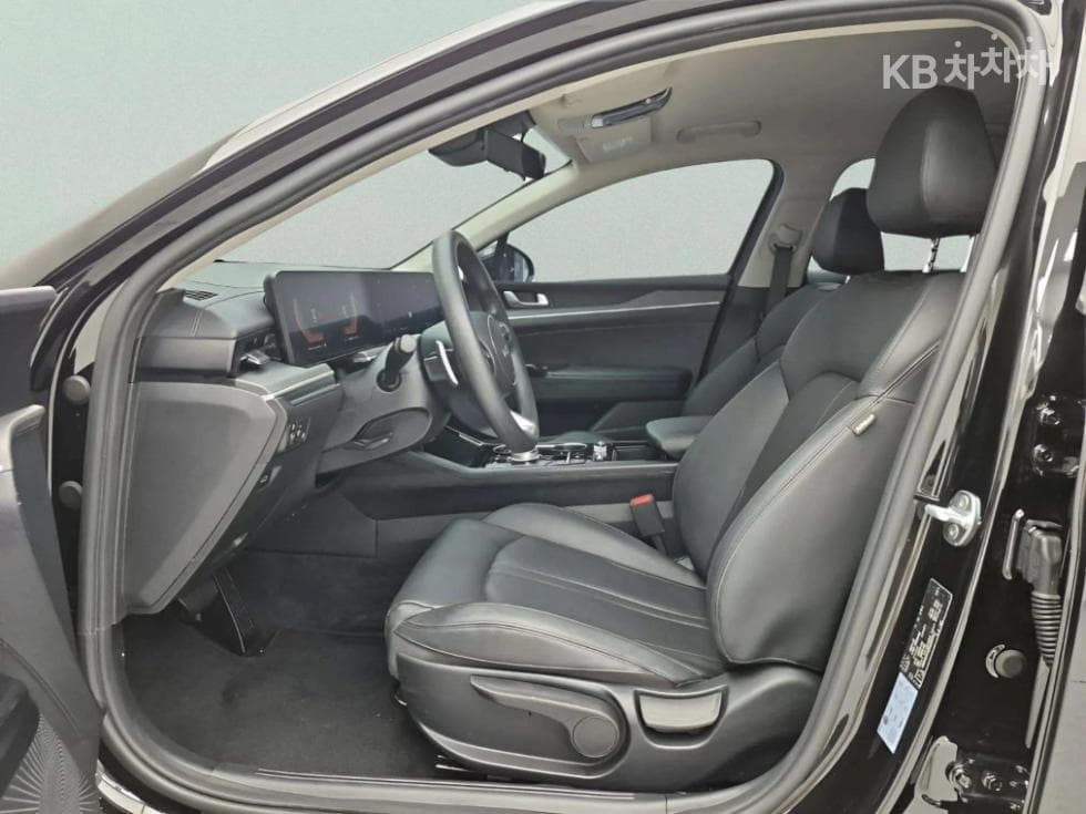 Kia The New (facelift) K5 3rd Gen2.0 Gasoline Prestige - 17