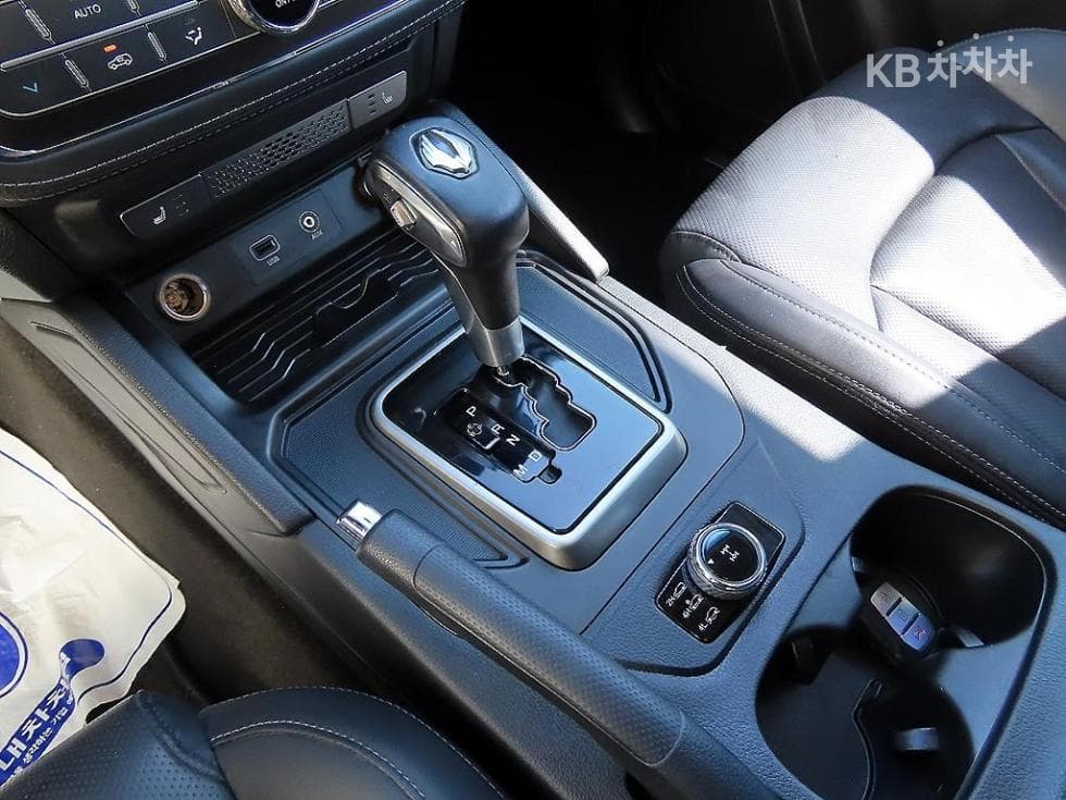 КейДжи Мобилити Rexton 스포츠2.2 4x4 Престиж - 10