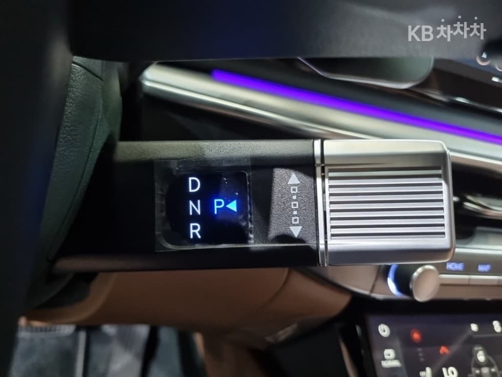 Хюндай Ди Всеново Grandeur (Azera) Хибрид1.6 Турбо Бензин 아너스 - 14